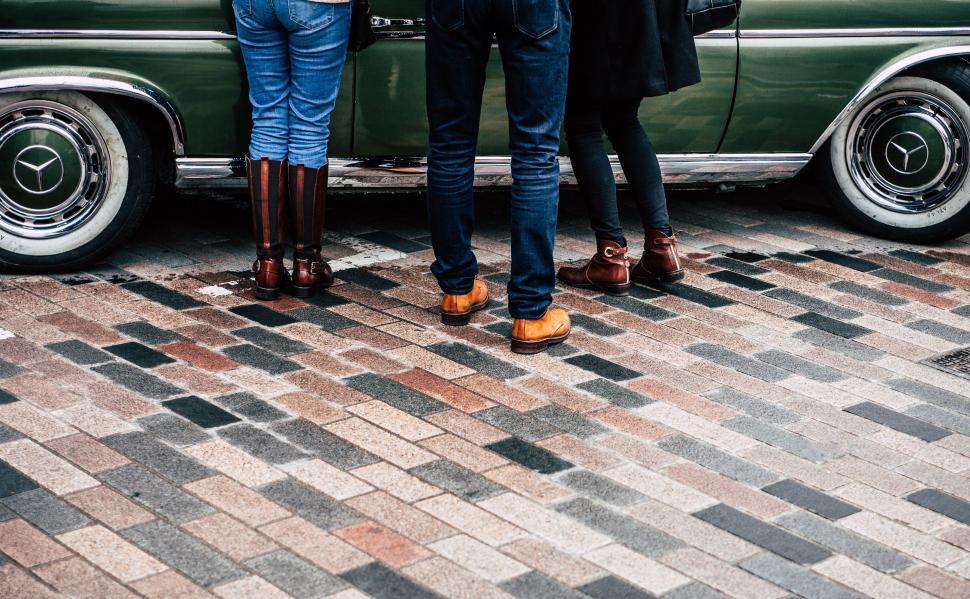 Free Image of Legs on pavement  