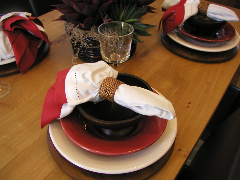 Free Image of Place Setting 