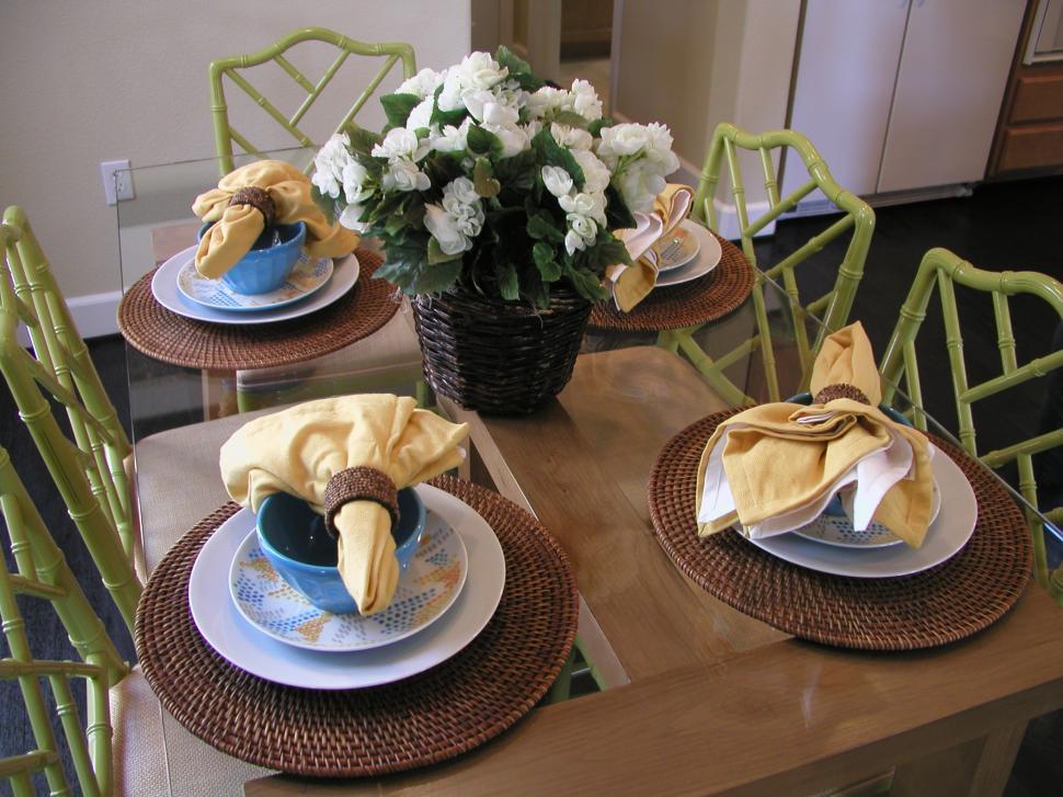 Free Image of Dining Rooms 