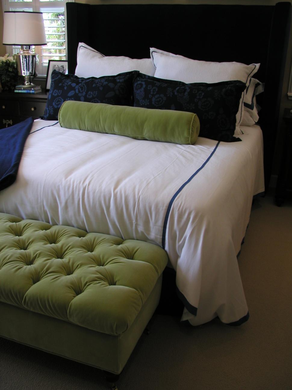 Free Image of Fancy Bed Rooms 