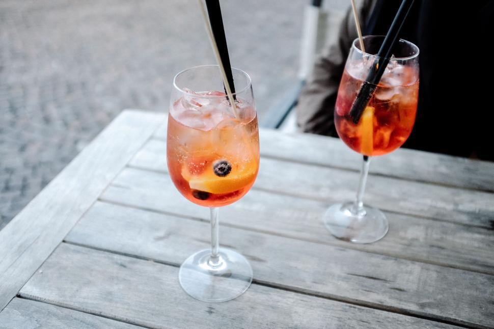 Free Image of Cocktail Glasses 