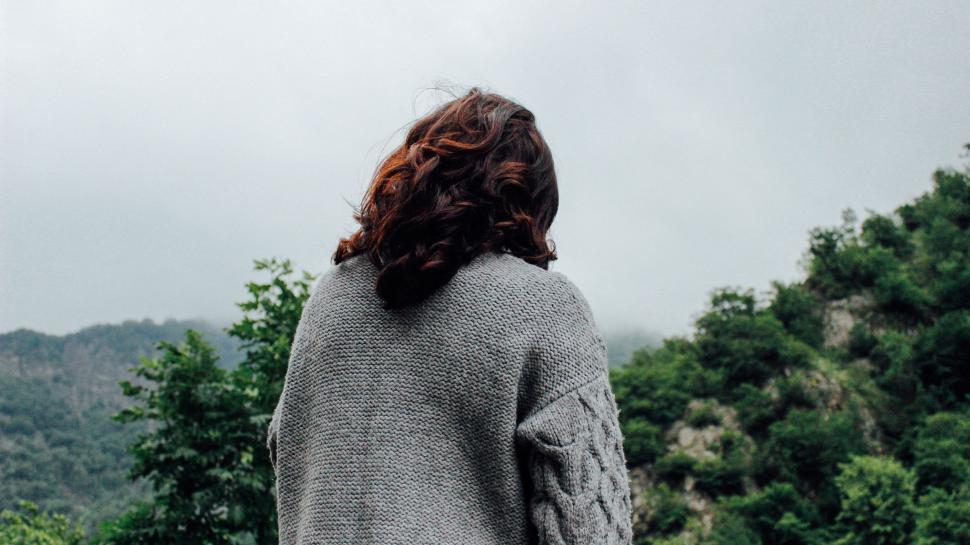 Free Image of Back Side View of Red Hair Woman  