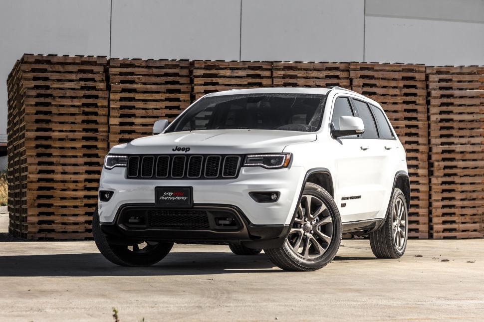 Free Image of Jeep Grand Cherokee 
