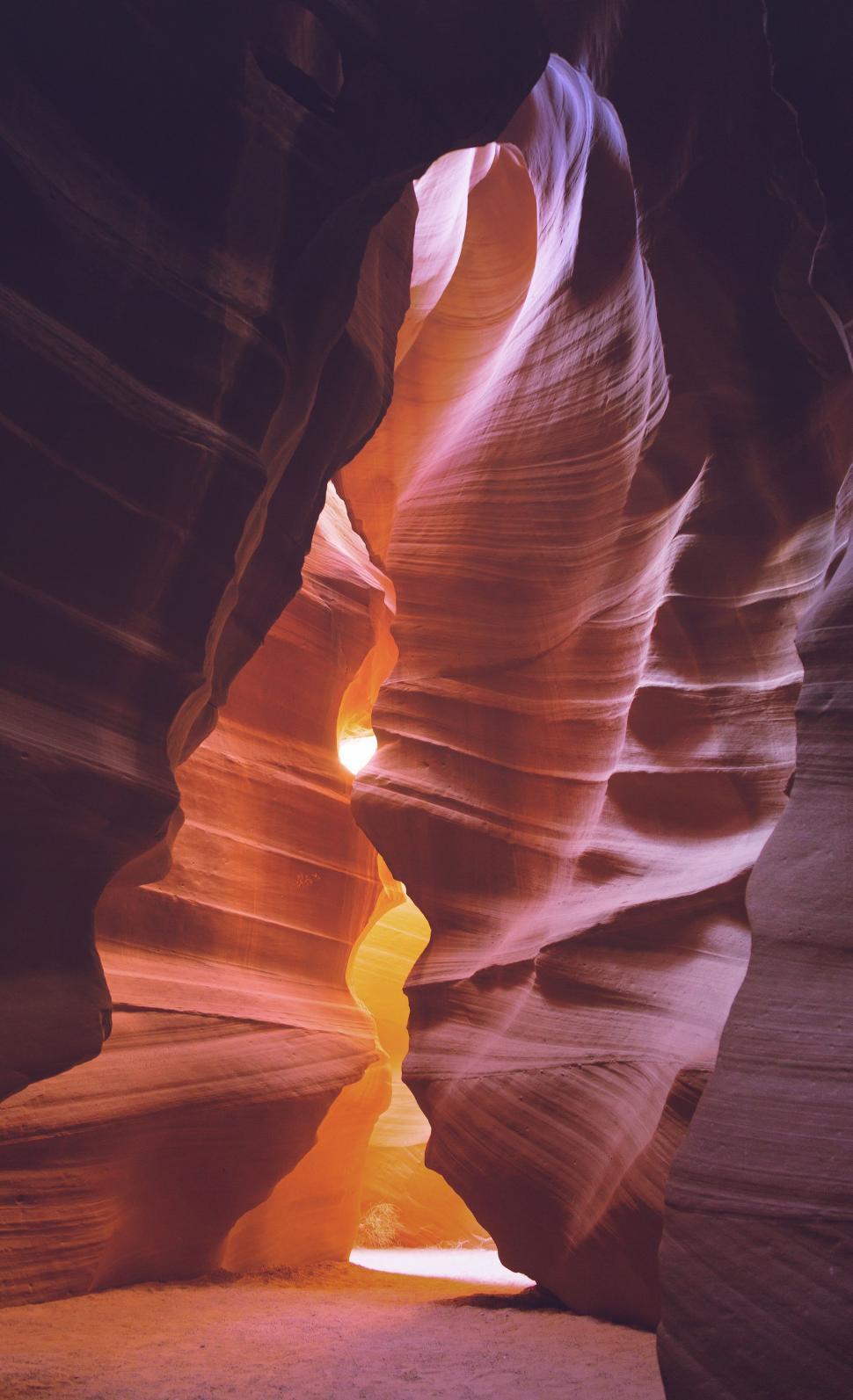 Free Image of Antelope canyon 