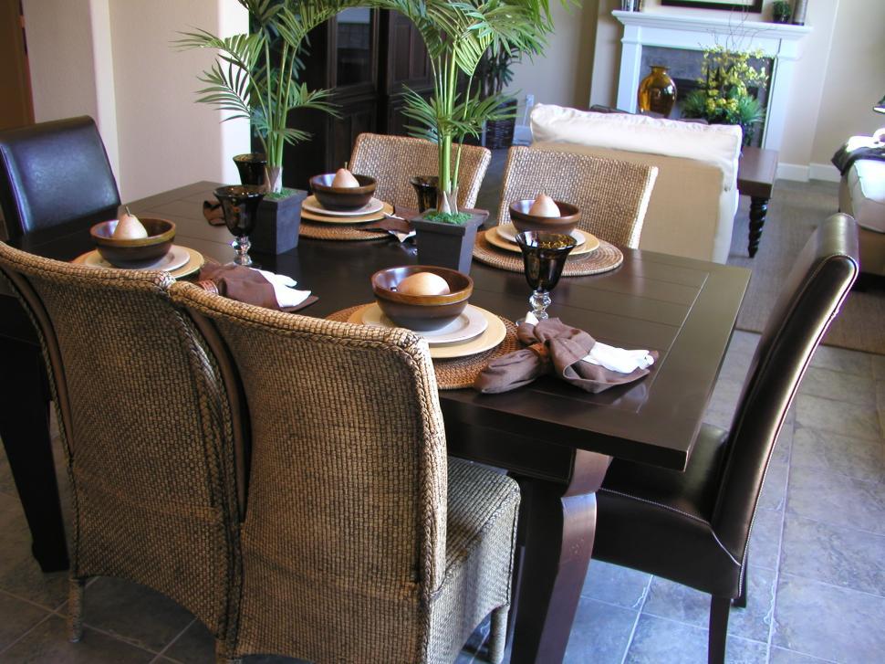 Free Image of Fine Dinning Rooms 