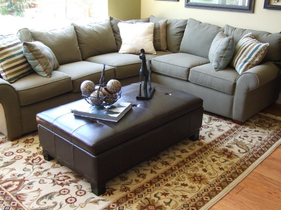 Free Image of Living Rooms 