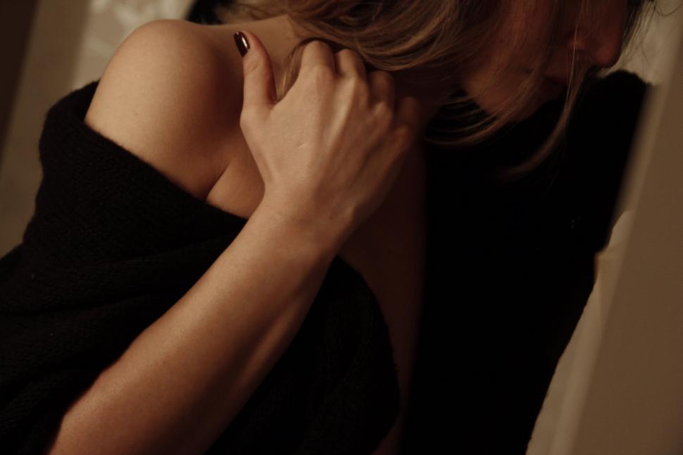 Free Image of Woman Hand and arm  