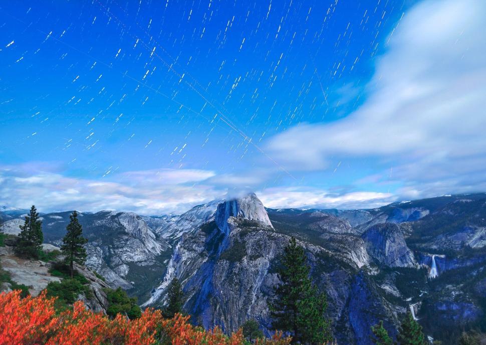 Free Image of Star Trials - Daytime  