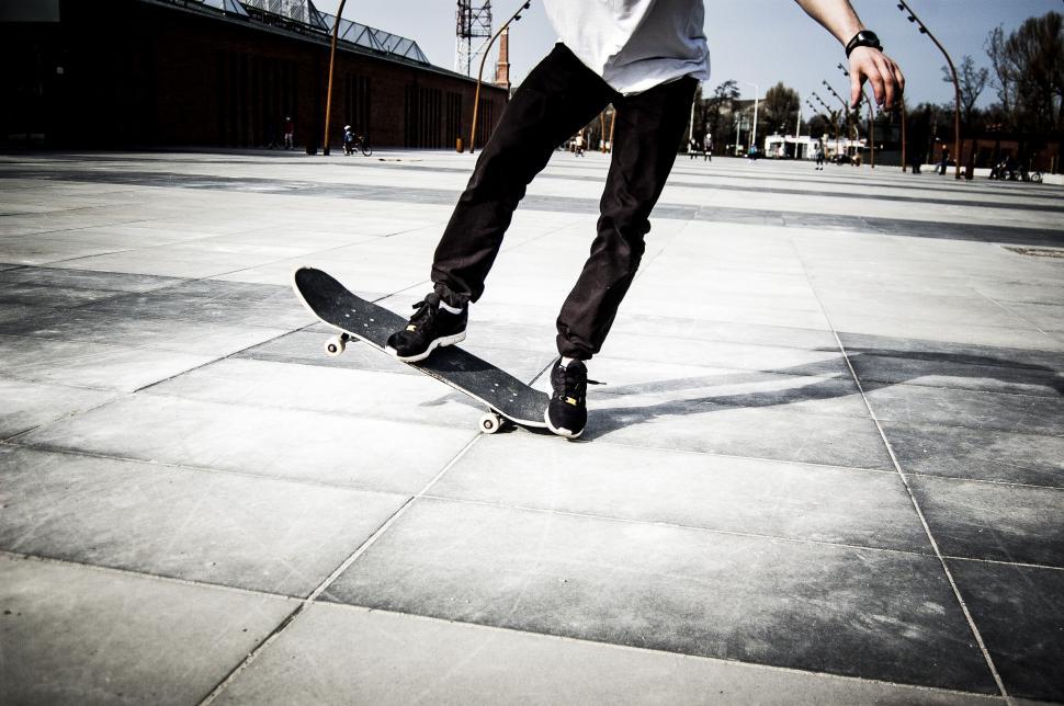 Free Image of Ollie Trick - Skateboard  