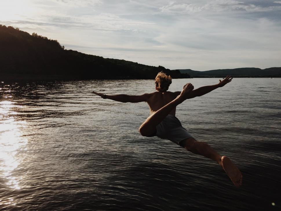 Free Image of Jumping in the sea  