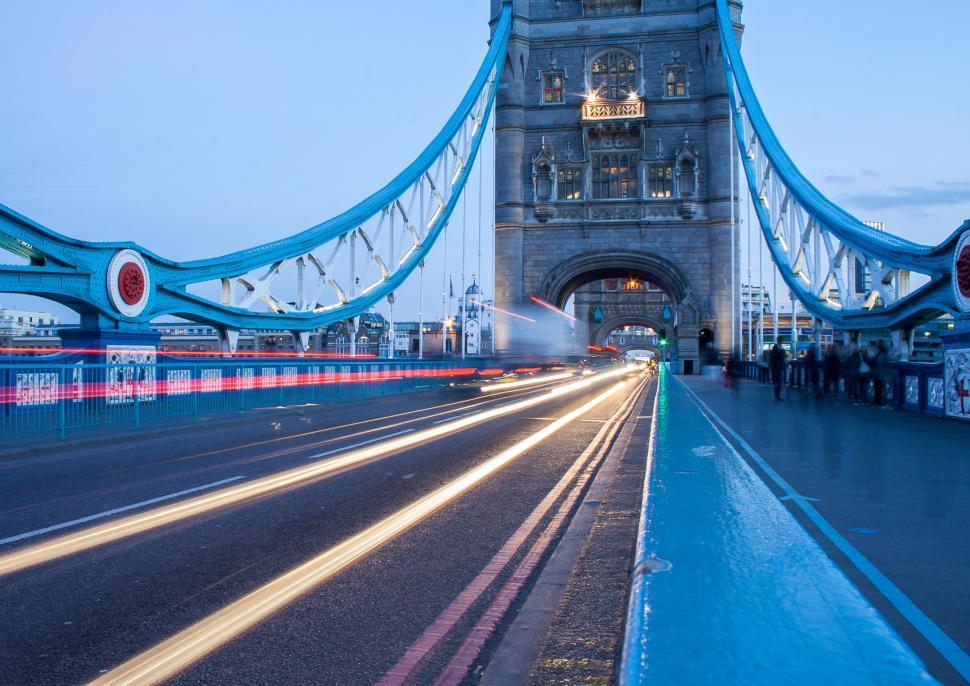 Free Image of Light streaks on road 