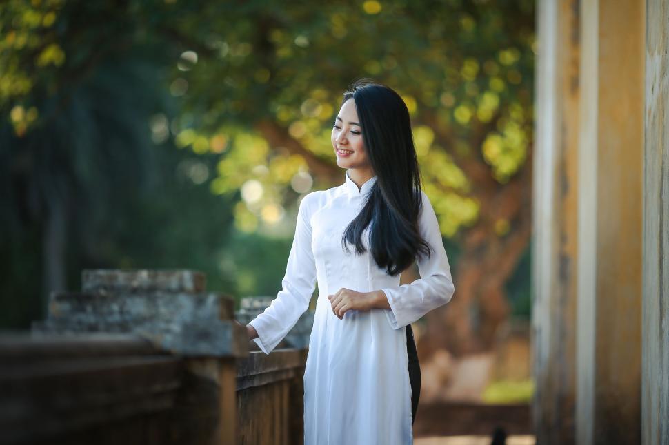 Free Image of Asian Woman with long black hair  