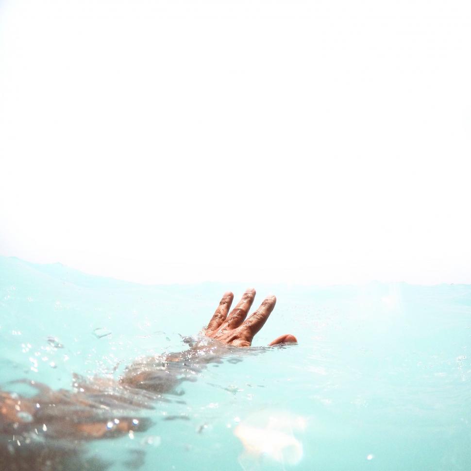 Free Image of Hand in Ocean  
