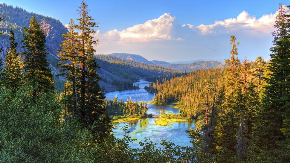 Free Image of Scenic View of Mountain Lake  