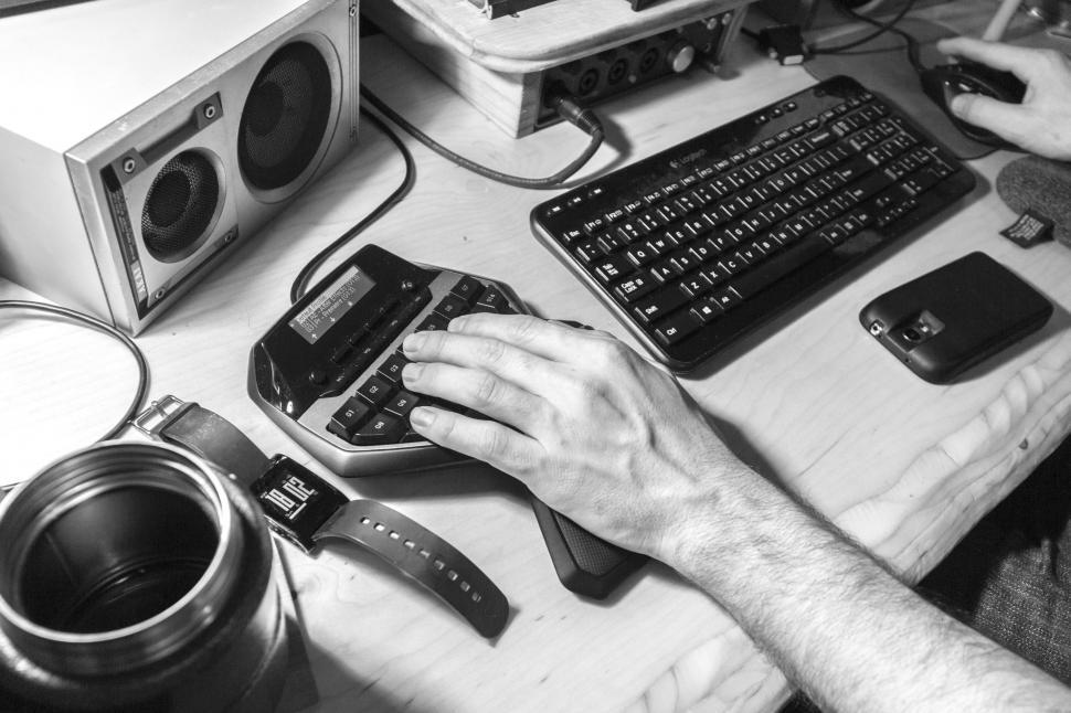 Free Image of Electronic Gadgets 