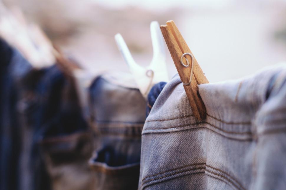 Free Image of Clothes pegs 