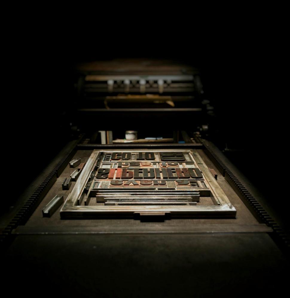 Free Image of Metal printing press letters 