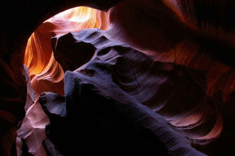 Free Image of Upper antelope canyon 