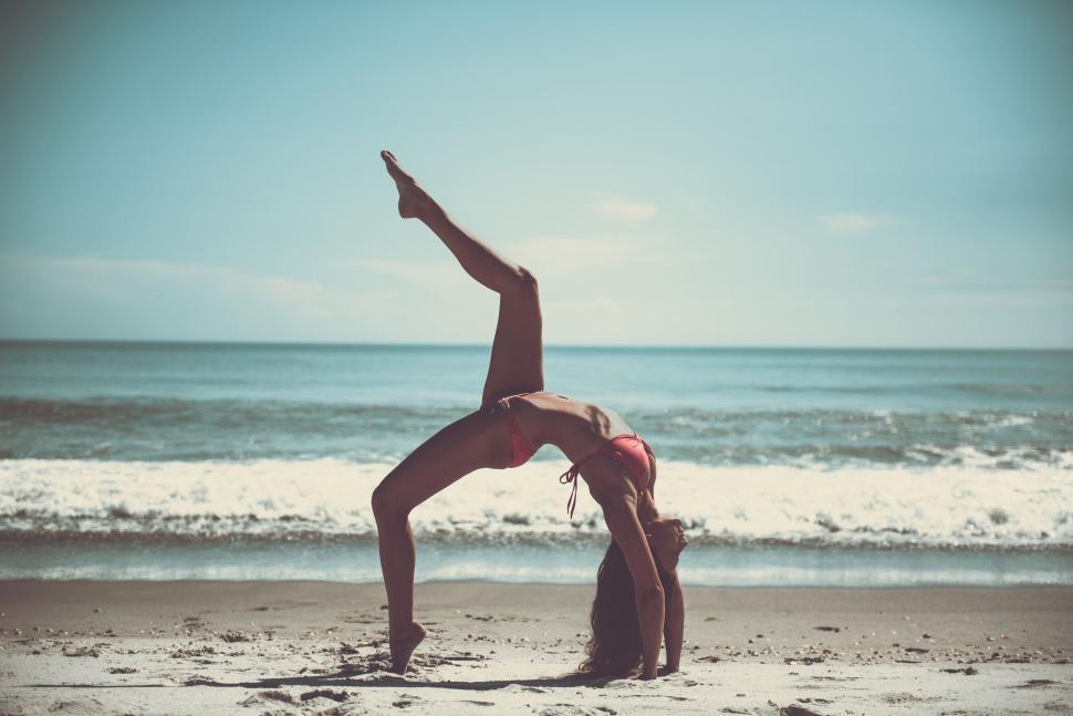 Free Image of Yoga at Beach  