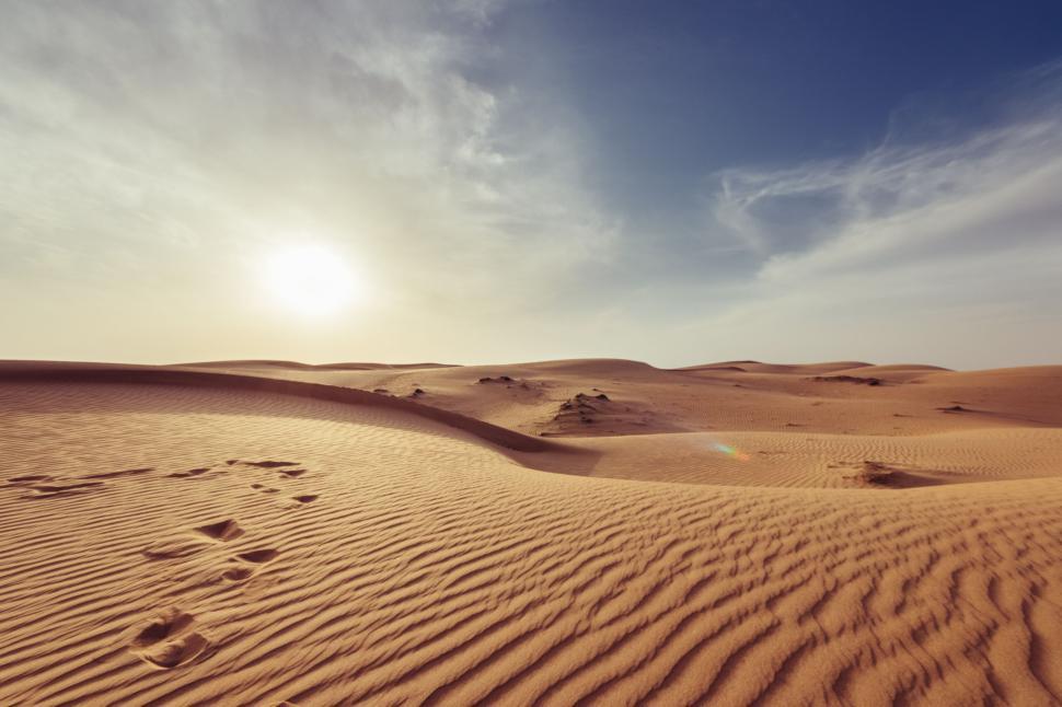 Free Image of Desert and Sun  