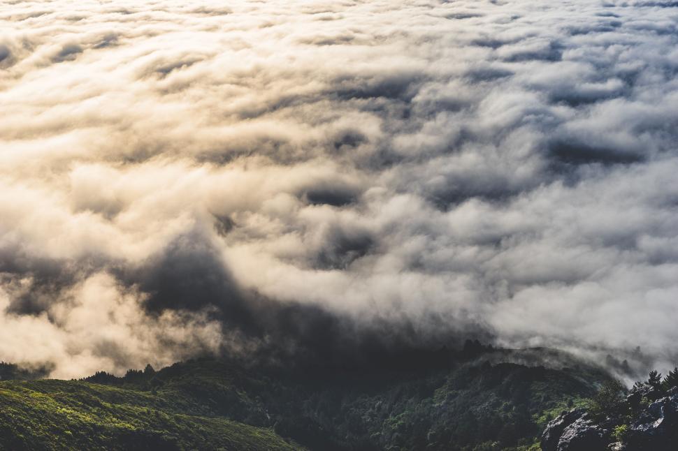 Free Image of Clouds and Mountains 