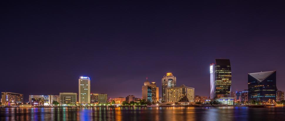 Free Image of Dubai Creek at night  