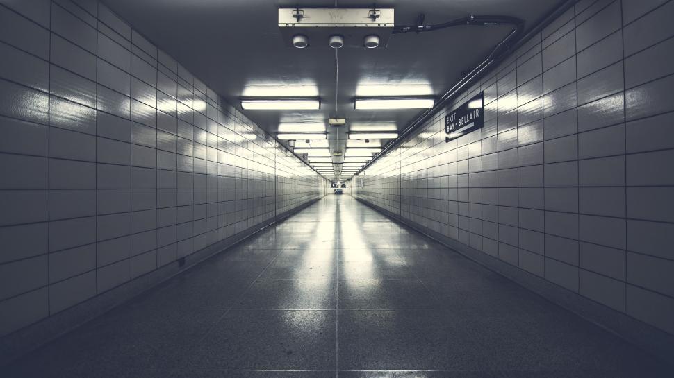 Free Image of Empty Hallway  