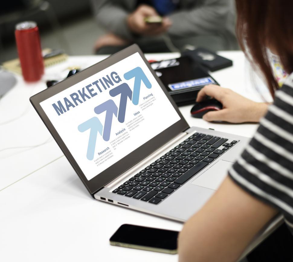 Free Image of Laptop with marketing graphic 