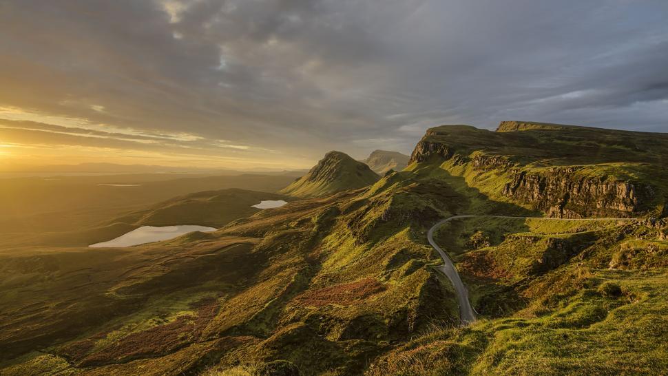 Free Image of Green Mountain Road  