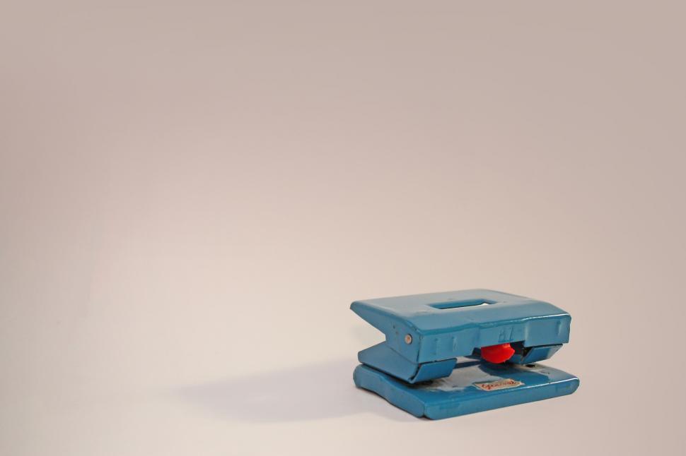 Free Image of Double Hole Punch 