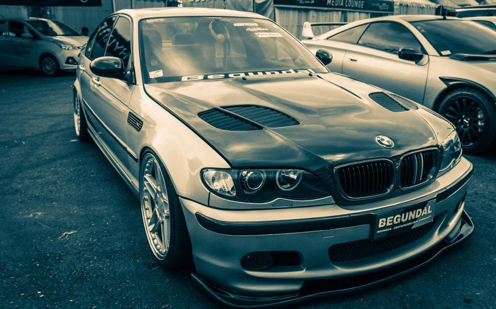 Free Image of BMW Car  