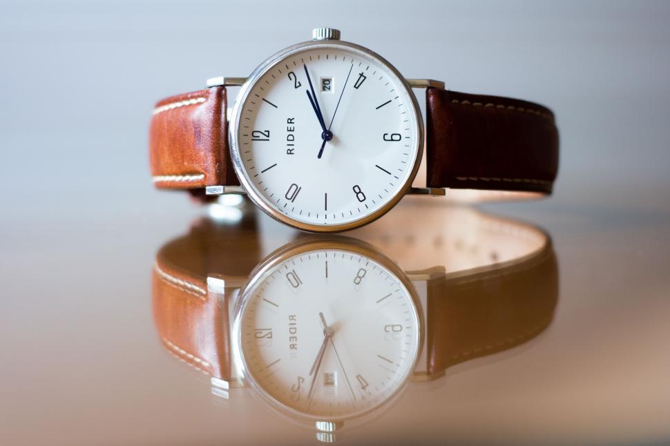Free Image of Wrist Watch with Reflection  