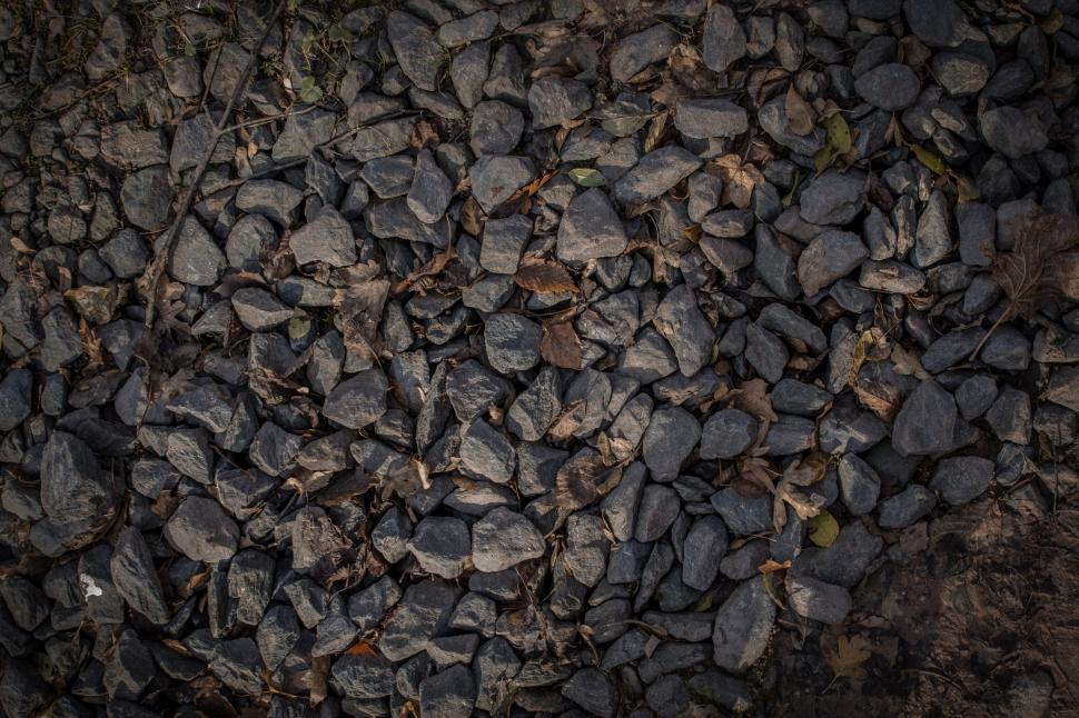 Free Image of Gravel walkway - background 