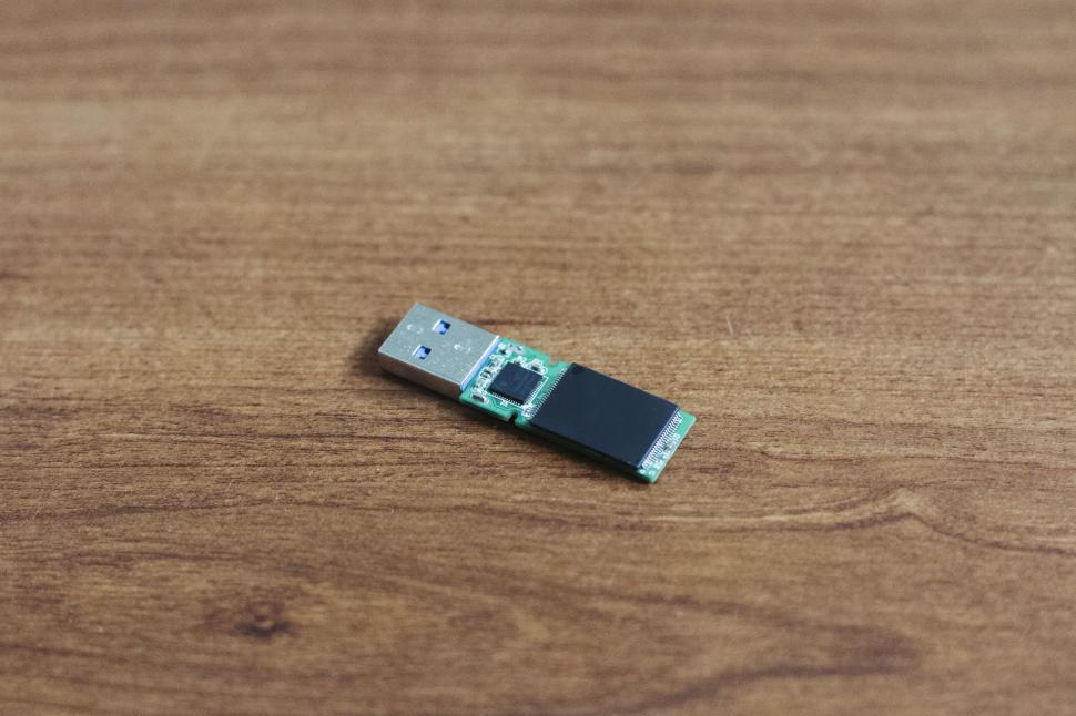 Free Image of Pen drive circuit board 