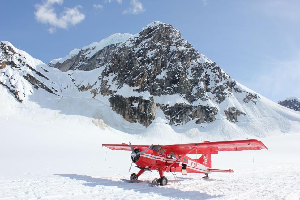Free Image of Red airplane and snow  