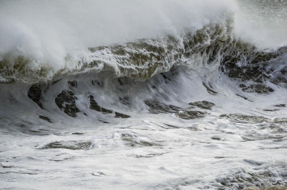 Free Image of Foamy Sea Waves  