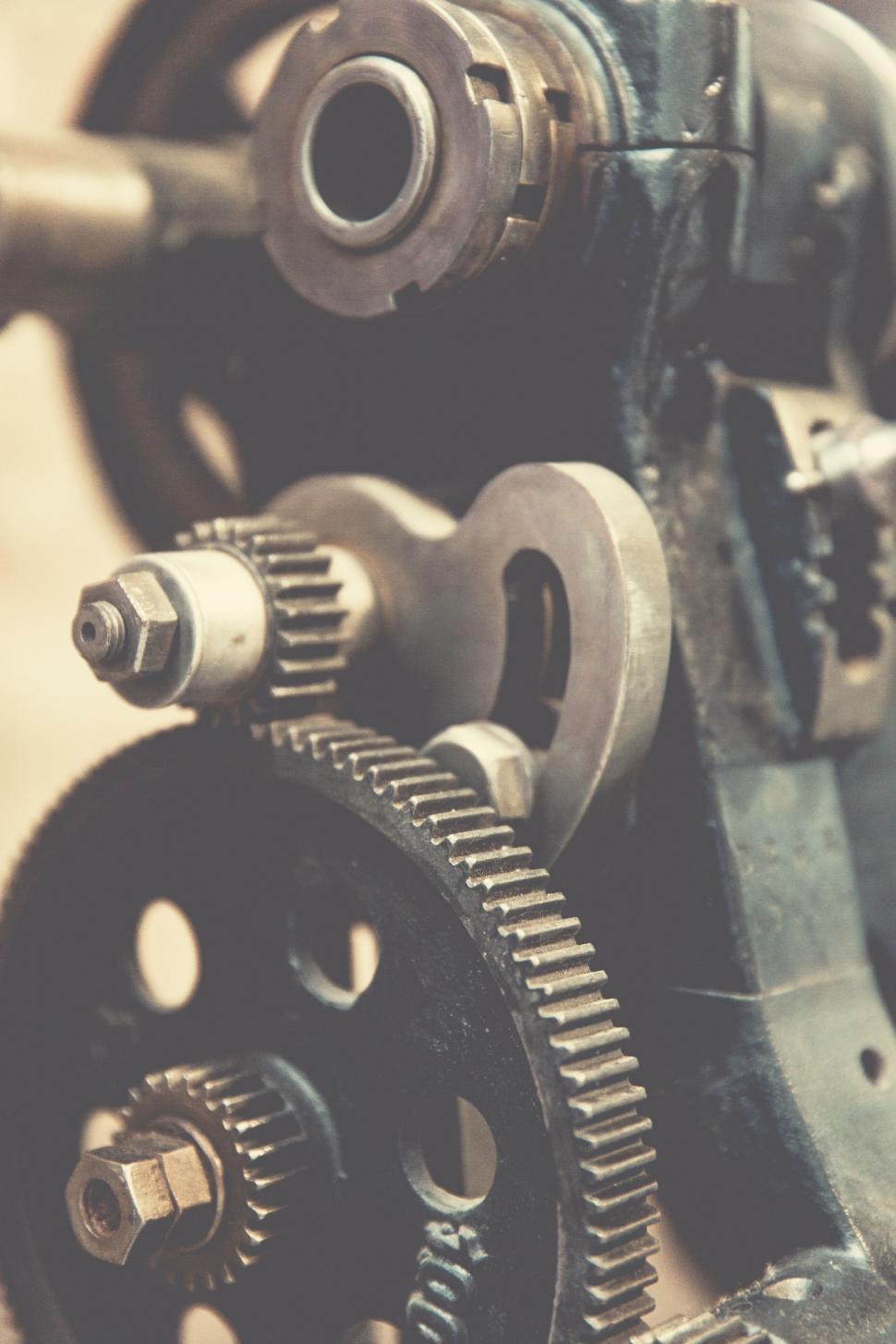 Free Image of Gears Of Industrial Machine 