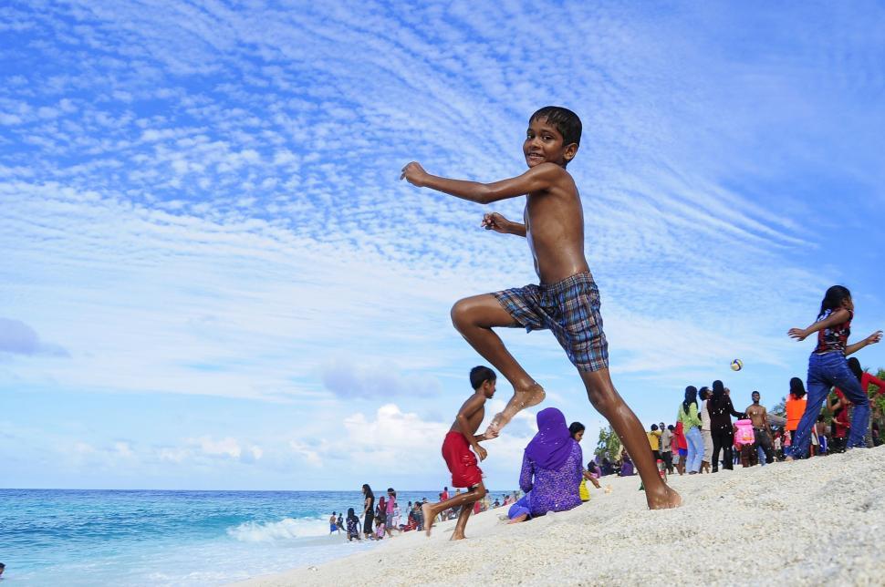 Free Image of People at beach  