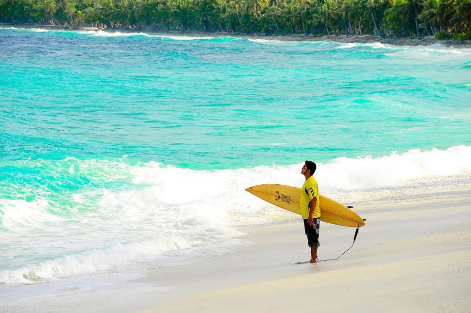 Free Image of Man with surfboard 