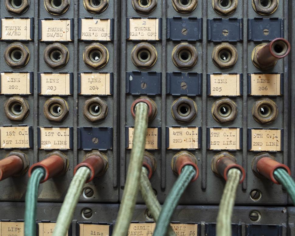 Free Image of Circuit control 