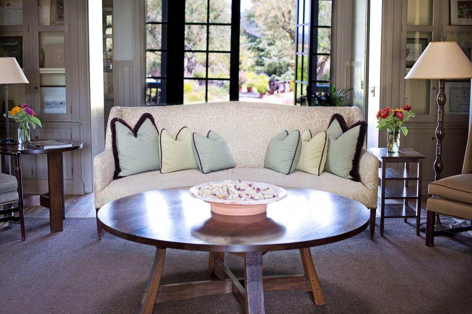 Free Image of Modern Living Room  