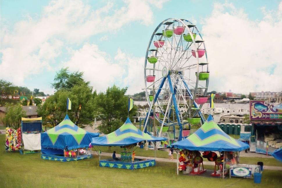 Free Image of Ferris Wheel and Country Fair With Blue Sky  