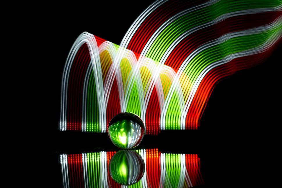 Free Image of Christmas Ball - Light painting 