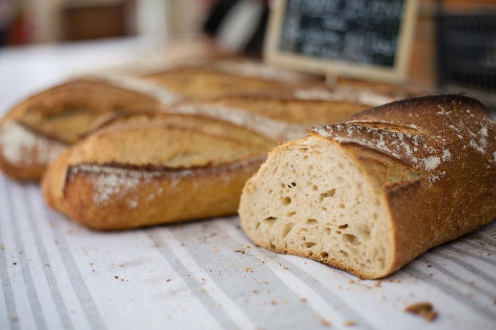 Free Image of Baguette Bread 