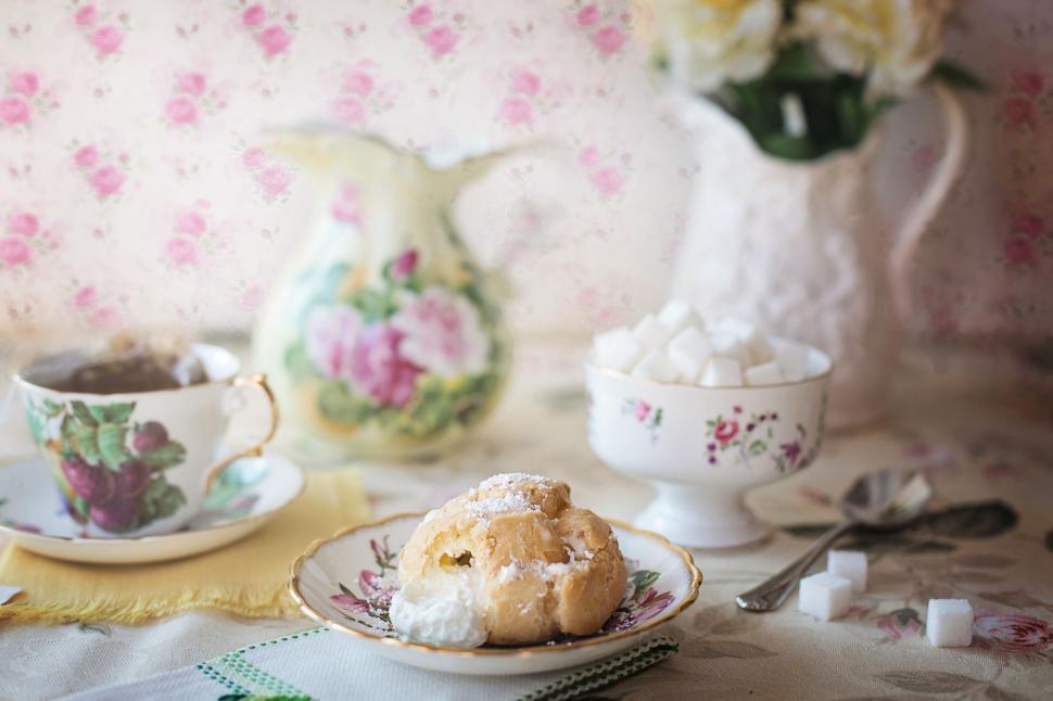 Free Image of Cream puff 