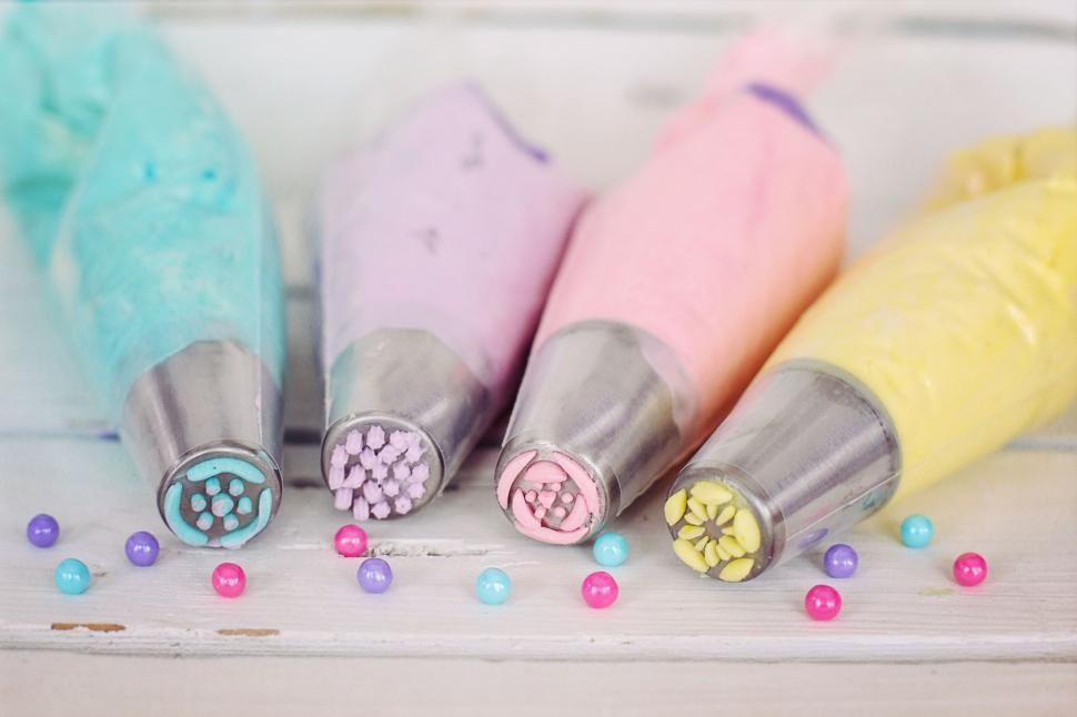 Free Image of Piping Bags with Cream 