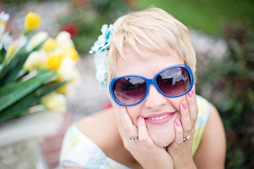 Free Image of Young Woman in Sunglasses - Looking at camera 