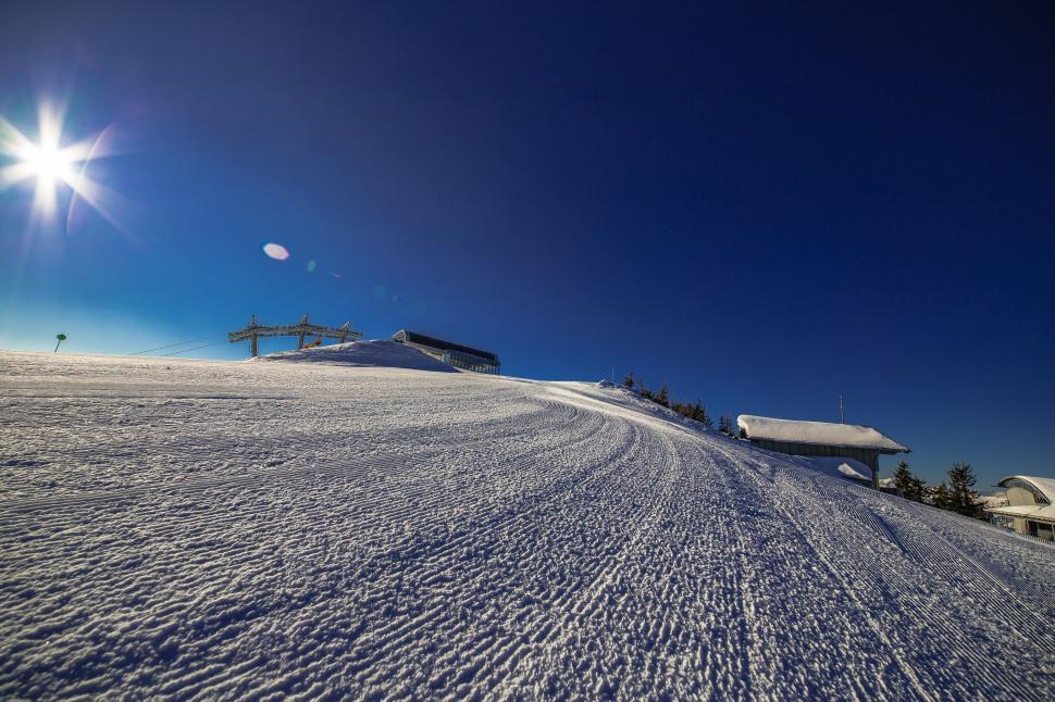 Free Image of Ski runway in Wagrain 