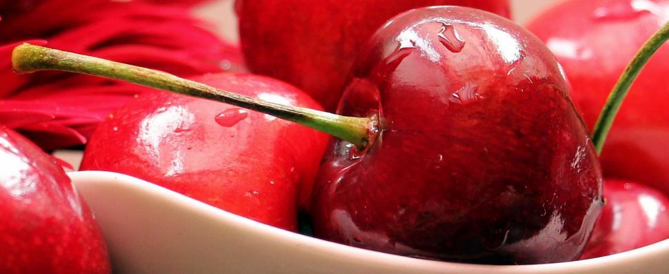 Free Image of Red Cherries  