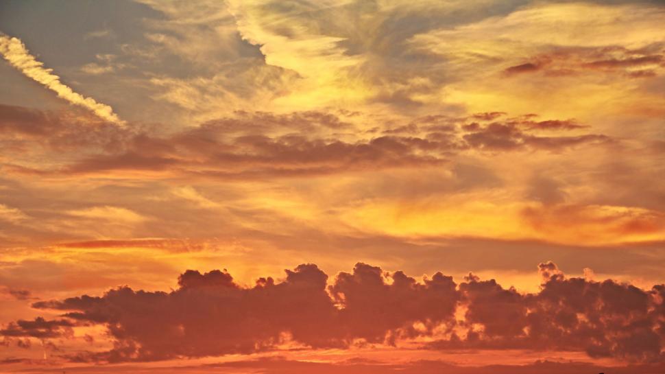 Free Image of Sunset Clouds 